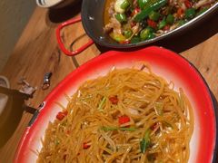 -泥糊破店小酒馆·团建聚餐(南京西路店)