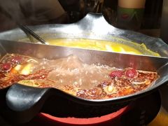 红颜花胶鸡锅底-湊湊火锅·茶憩(恒隆广场店)
