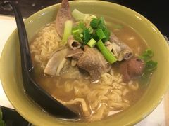 猪集面-大师傅粥品(埃华街)