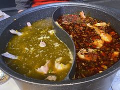 -佬缸炮江湖川菜(玉林店)