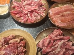 -韩烧牛中牛·甄选黑牛烤肉(黑金店)