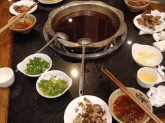 -冯记香辣兔火锅(茶店子总店)