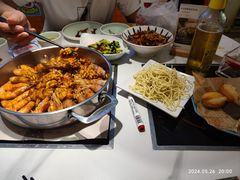 -黄记煌三汁焖锅(新佳丽江汉路店)