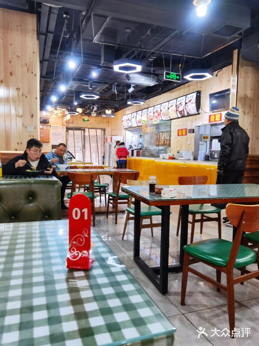广式烧腊(崇文门店)大堂图片