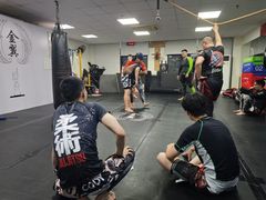 -金翼跆拳道巴西柔术拳击格斗学院