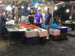 -拉威海鲜市场