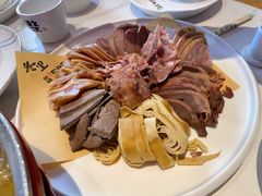 -一口猪年味东北菜(荔枝沟店)