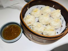 蟹粉小笼包-馋三尺蟹粉小笼(人民广场店)