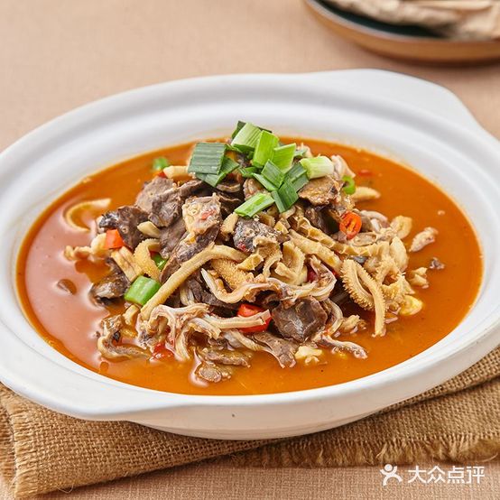 老彭牛杂馆