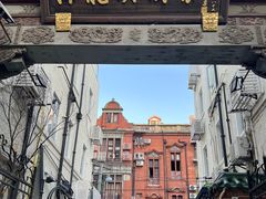-梅龙镇酒家(南京西路总店)