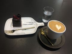 -UNI UNI(环亚凯瑟琳店)