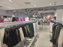 -唯品会(北京国瑞城店)