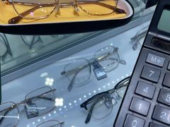 -三叶眼镜城(八佰伴店)