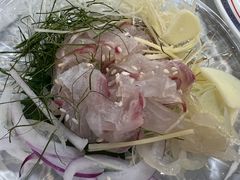 -明本湛江鸡•海鲜小厨(陈家祠店)