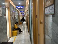 -上海仁爱医院口腔科 · 种植