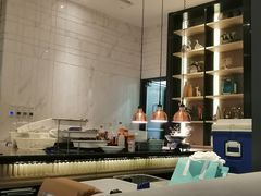 -港丽餐厅(高德置地店)