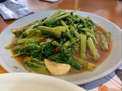 蒜片炒空心菜-南小馆(迪士尼小镇店)