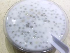 椰汁薏米西米露-百花传统甜品店(原址店)