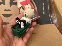 -星巴克臻选(嘉兴海宁银泰城店)