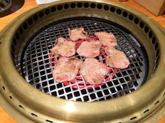 -肉魁屋·烧肉·烧鸟·酒场(高新店)