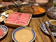 -旧街市鲜货老火锅(大光路店)