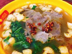油豆腐牛肉粉丝汤（咖喱）-小杨生煎(黄河路店)