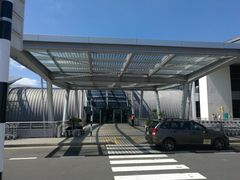 -西沃古尔·拉姆古兰爵士国际机场