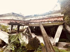-四川汶川特大地震漩口中学遗址