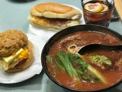 番茄浓汤鸡翅猪扒通粉-华嫂冰室(尖沙咀店)