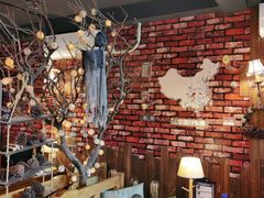 -MAX伯爵趣味互动密室逃脱(大坪D馆店)