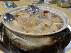 -东巴谷野生菌火锅餐厅