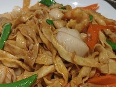 海鲜伊府面-燕春楼(海河华鼎店)