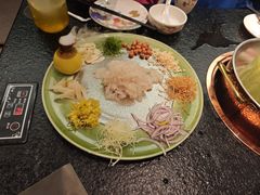 -得意咚瓜·顺德鱼生·冬瓜火锅(深圳首店)