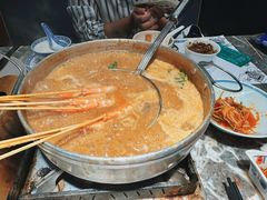 -禄婶鸡煲·打边炉
