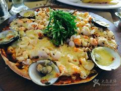 -Bamboo Bar & Grill Restaurant