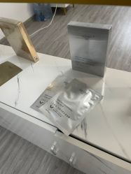 -凡碧诗毛孔收细