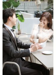 -雪中彩影婚纱摄影·微光艺术中心