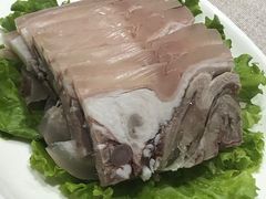 -品悦酒店(三林古镇店)