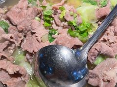 -肖四女乐山跷脚牛肉(南汇大学城生活广场店)