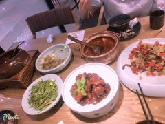 -麦麦山云南菜(复地活力城店)