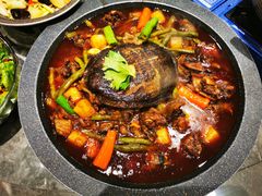 -有红鸡毛店·川菜(建设路店)