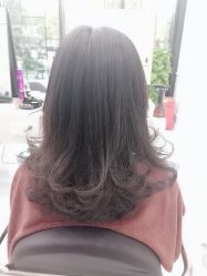 -艾米莉 烫染沙龙