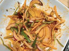 -青瓦餐厅·生鱼片·韩园烤肉(西塔店)