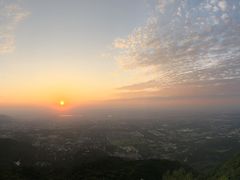 -鬼笑石后山停车场