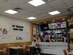 大堂-华莱士·炸鸡汉堡(西中市店)