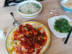 拉条子-西部马华清真兰州牛肉面·烧烤夜市(广渠门店)