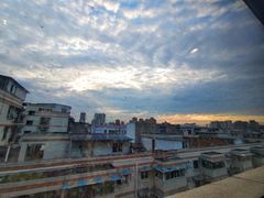 -龙翔酒店(成都龙泉驿地铁站店)