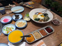 -明洞阿姨·韩式酱蟹烤肉·创意料理(三元桥店)