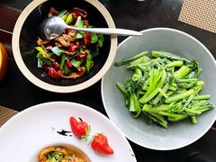 -丽江悦榕庄酒店-明月·雪山庭院餐厅