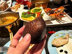 -雍容荟帝王蟹活龙虾展台自助(IFS黑金店)